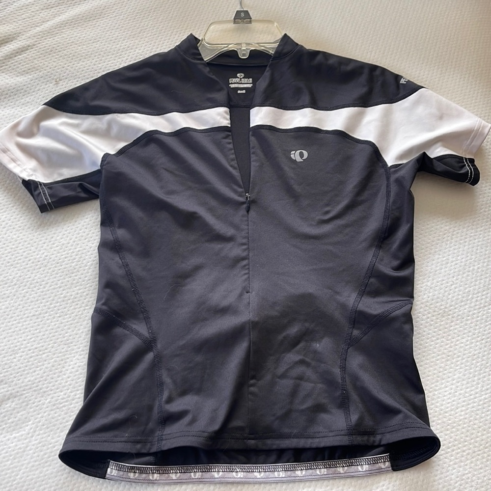 Black Pearl iZumi bike shirt